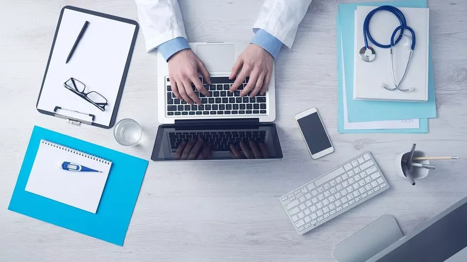 Benefits of HR Software for the healthcare sector for Employees